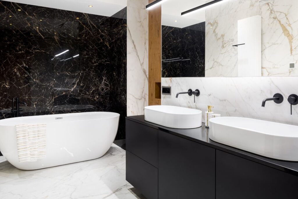 maximising space in bathroom